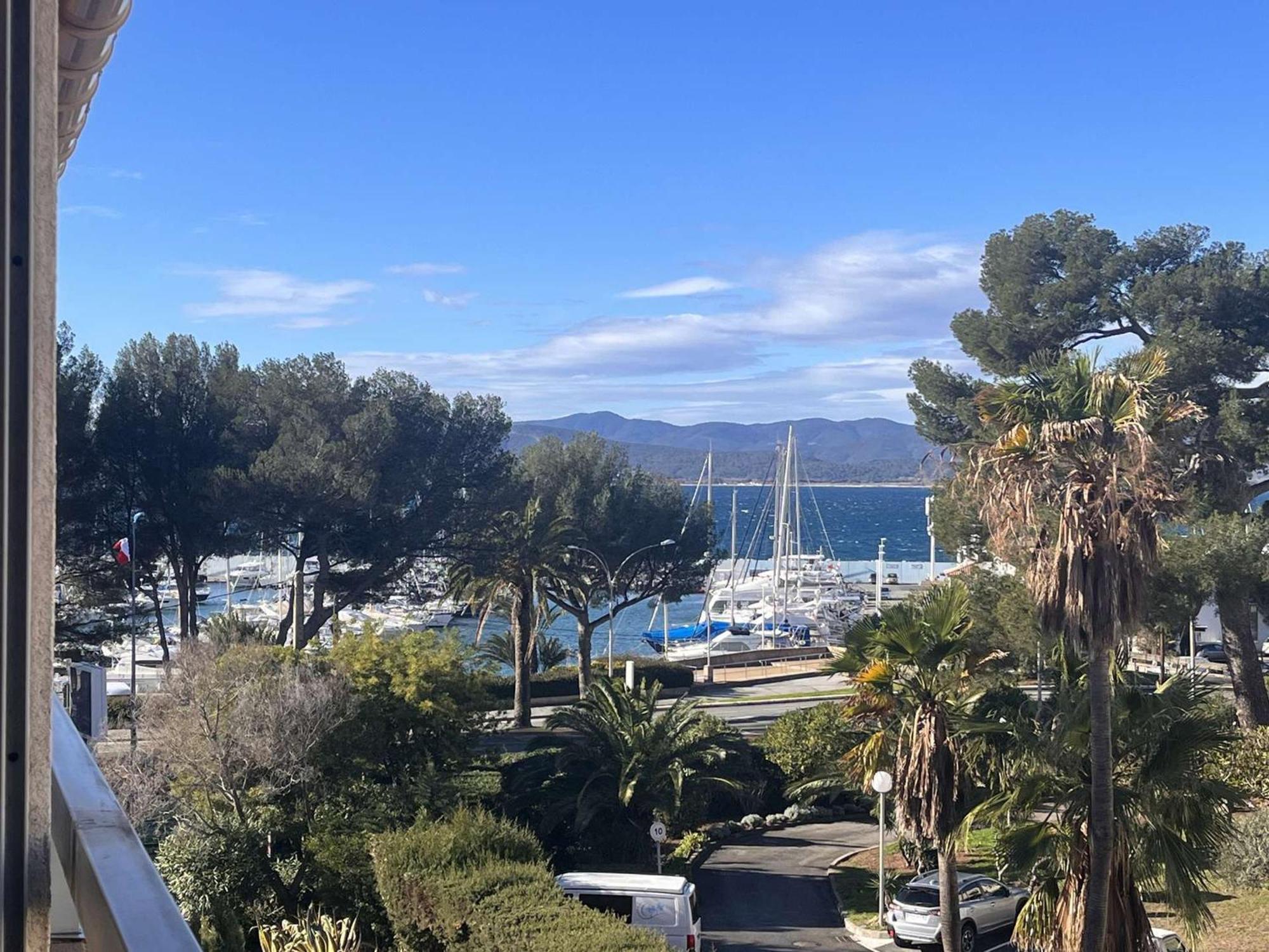 Studio Cabine A St-Raphael Avec Terrasse Et Parking, A 100M De La Plage - Fr-1-226A-23 Saint-Raphaël Exterior foto